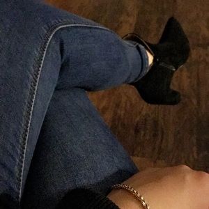 Meet your Posher, Paola